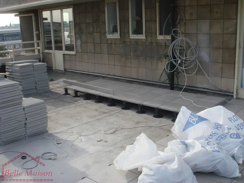 Terrasse en béton réalisée par Belle Maison